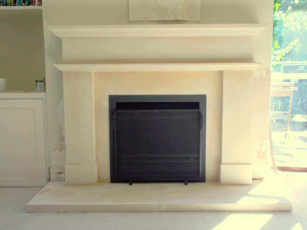Jetmaster 600 and Oscingworth bathstone surround.