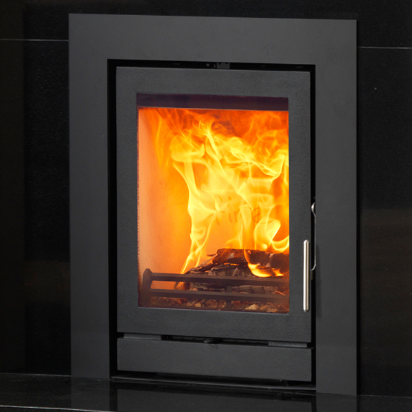 Fireline FPi5 Inset Stove Close Up