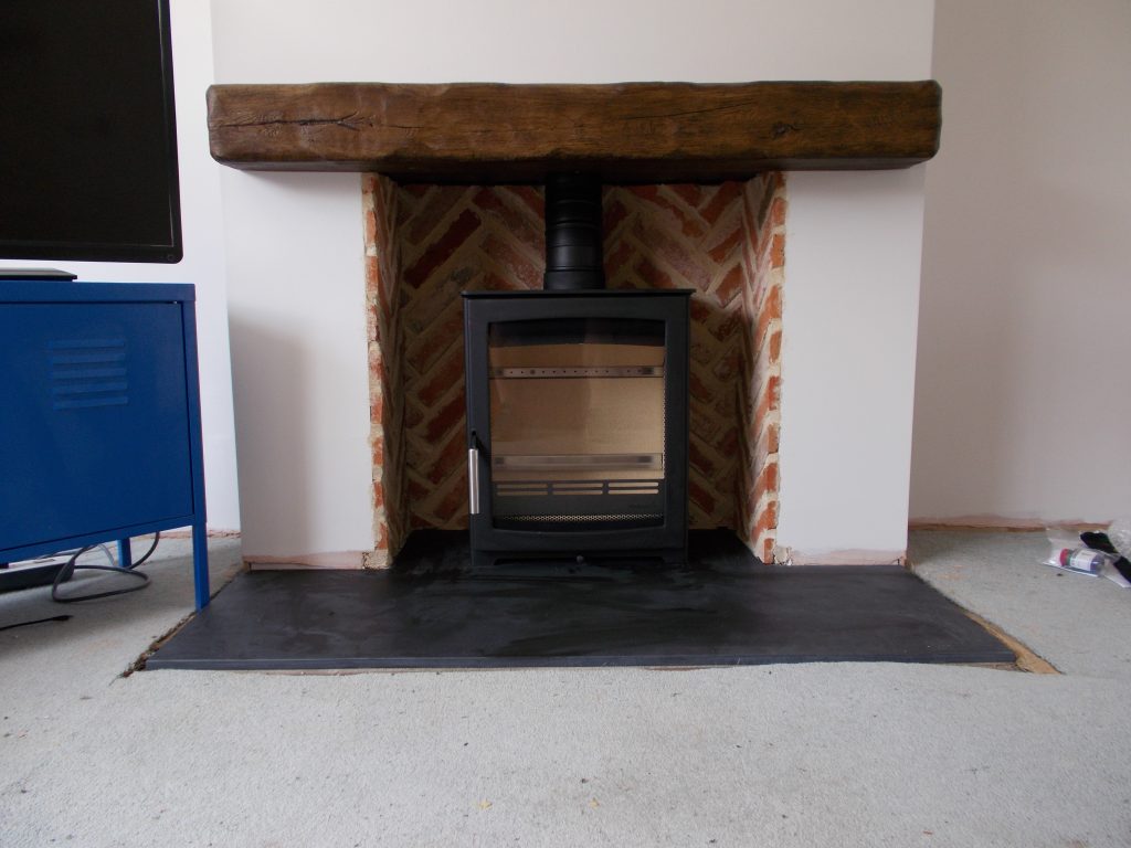 Aspect 5 slate hearth and rustic beam 1 1 scaled