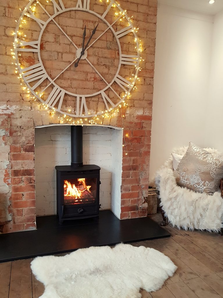 Fireline FP5W 2 with Slate front and rear hearth Henley on Thames scaled